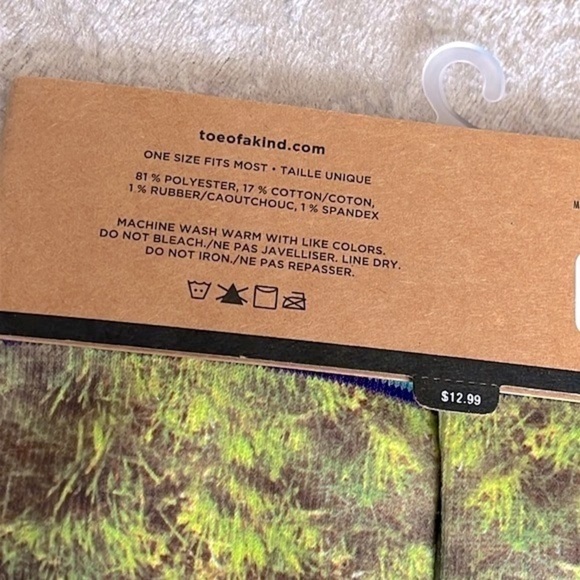 Brand New Hallmark Toe of A Kind Crew Socks Wedding Hot Air Balloon Adventure - Picture 11 of 12